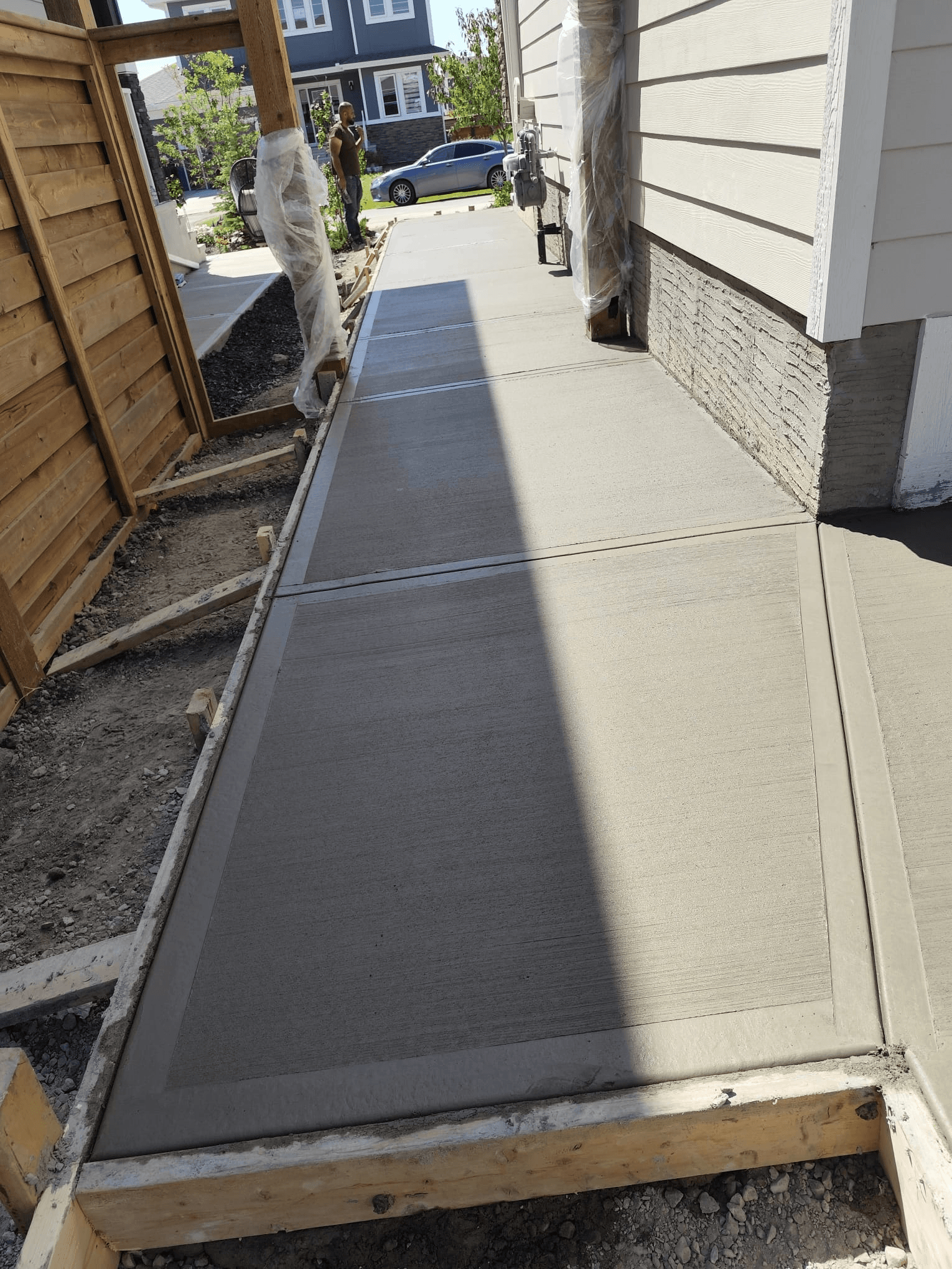 Commercial sidewalk and concrete curb installation Calgary