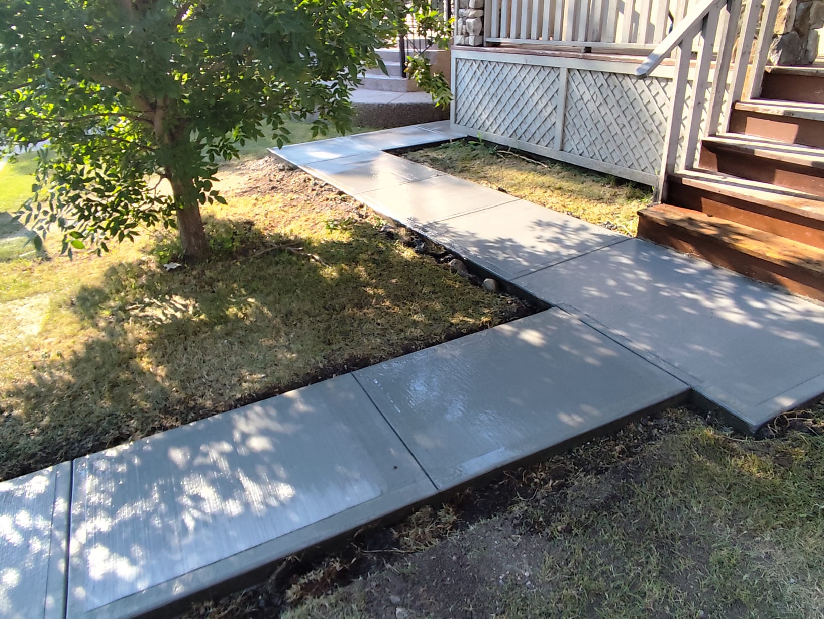 Concrete walkway and sidewalk installation Calgary
